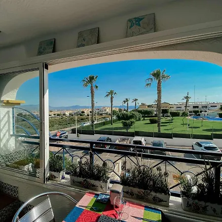 Apartment Stunning 2 Bedroom With Pool View Alicante