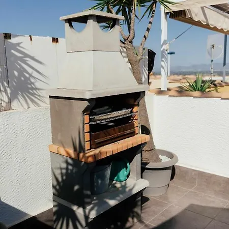 Stunning 2 Bedroom With Pool View